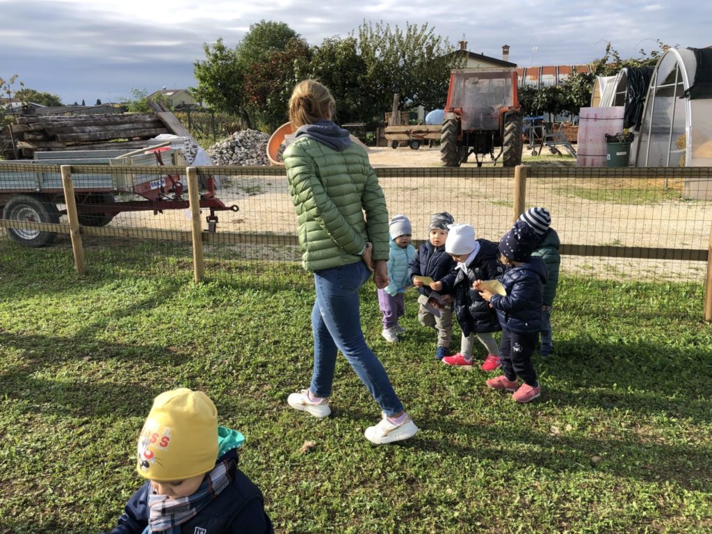 foto asilo 2 1024x768 - Concluso il percorso sulle emozioni con l'asilo nido di San Giovanni e le asinelle de Laluna