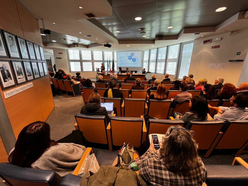 Convegno Asfo Abitare sociale 1024x768 - A PN NASCE MAGGIORE RETE ITALIA ABITARE DISABILITÁ