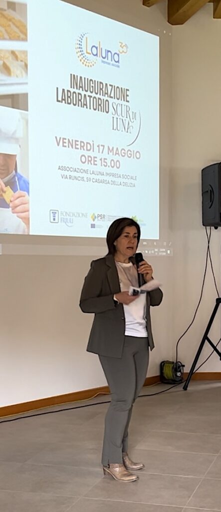 Erika Biasutti 443x1024 - TRE INCONTRI PER LE FAMIGLIE CHE VIVONO LA DISABILITÀ
