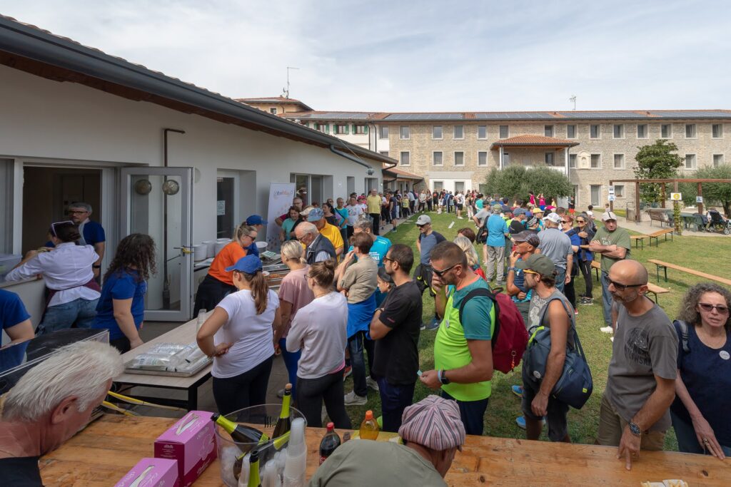 Maratoluna, 20 anni di cammino della tradizionale manifestazione il 21 settembre a San Giovanni: aperte le iscrizioni Maratoluna 2024 3 1024x683 - Maratoluna, 20 anni di cammino della tradizionale manifestazione il 21 settembre a San Giovanni: aperte le iscrizioni
